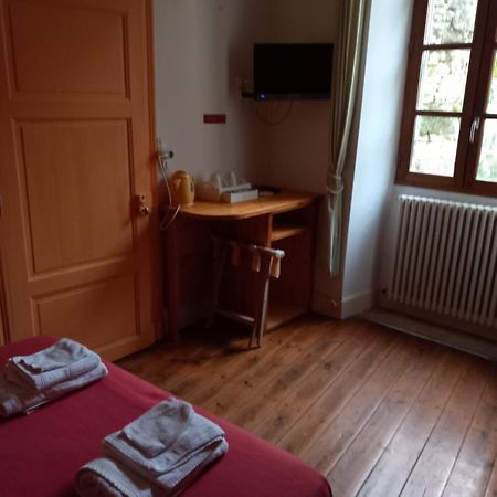 Chambre D'Hotes La Tour De Brazalem Nerac Exterior photo
