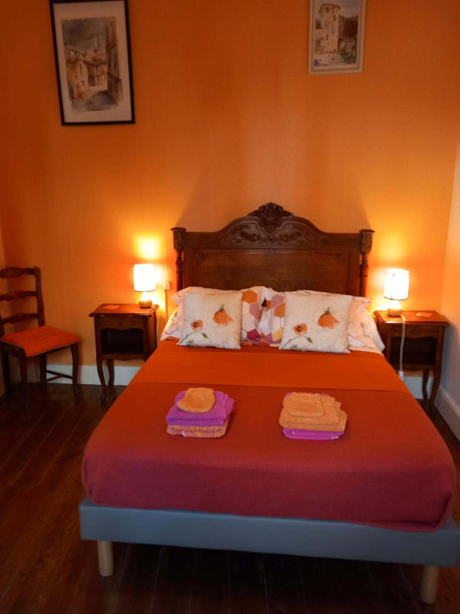 Chambre D'Hotes La Tour De Brazalem Nerac Exterior photo